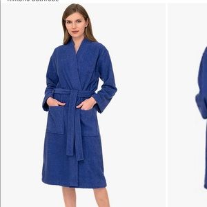 Ladies, kimono style terryclothe, bathrobe.